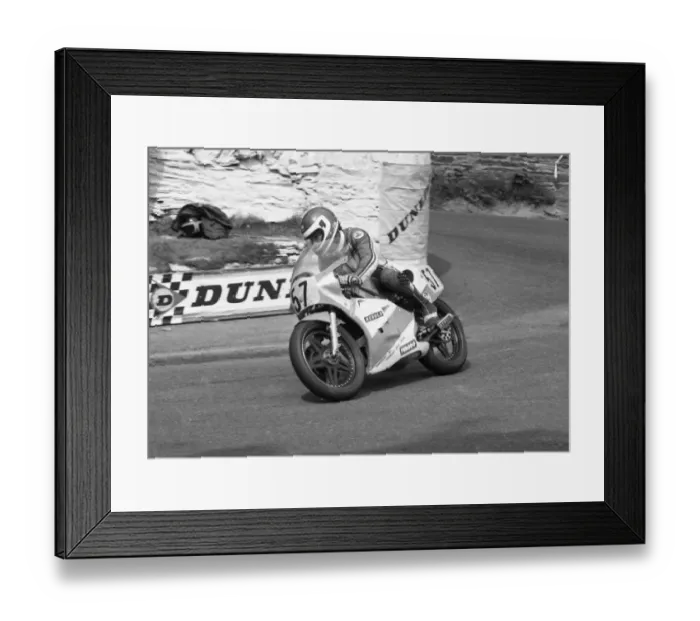 Framed Print : Chris Faulkner (Yamaha) 1986 Senior TT