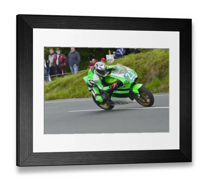 Framed Print : Nick Anderson (Kawasaki) 2014 Supertwin Manx Grand Prix Framed Print : Nick Anderson (Kawasaki) 2014 Supertwin Manx Grand Prix