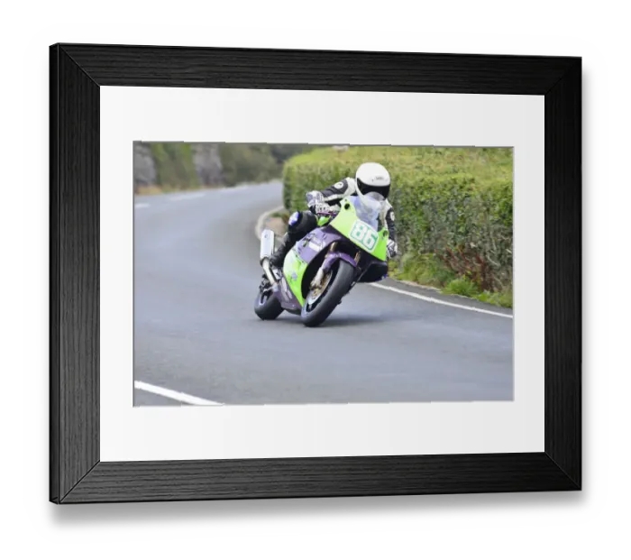 Framed Print : Leon Murphy (Kawasaki) 2014 Lightweight Manx Grand Prix Framed Print : Leon Murphy (Kawasaki) 2014 Lightweight Manx Grand Prix