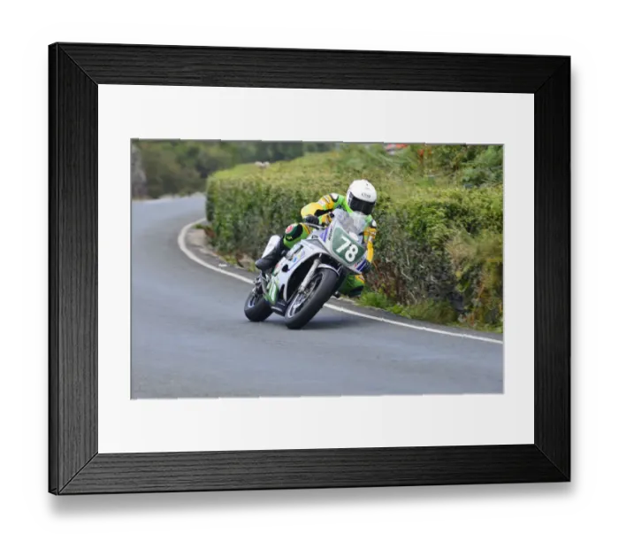 Framed Print : James Caswell-Cox (Honda) 2014 Lightweight Manx Grand Prix Framed Print : James Caswell-Cox (Honda) 2014 Lightweight Manx Grand Prix