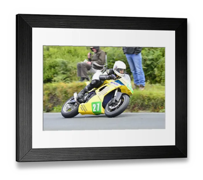 Framed Print : Jack Hunter (Kawasaki) 2014 Supertwin Manx Grand Prix
