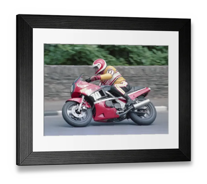 Framed Print : Davy Gordon (Kawasaki) 1986 Formula Two TT Framed Print : Davy Gordon (Kawasaki) 1986 Formula Two TT