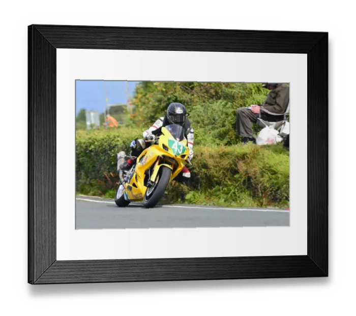 Framed Print : Stephen Ault (Kawasaki) 2014 Supertwin Manx Grand Prix Framed Print : Stephen Ault (Kawasaki) 2014 Supertwin Manx Grand Prix