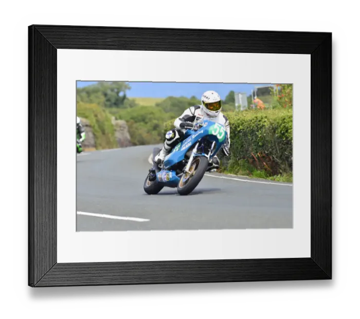 Framed Print : Keith McKay (Suzuki) 2014 Supertwin Manx Grand Prix Framed Print : Keith McKay (Suzuki) 2014 Supertwin Manx Grand Prix