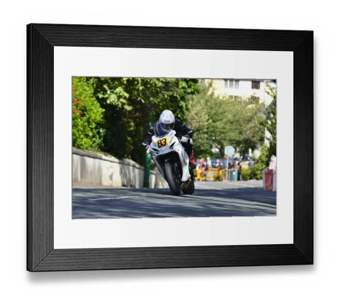 Framed Print : Nigel Sean-Rea (Suzuki) 2014 Senior Manx Grand Prix Framed Print : Nigel Sean-Rea (Suzuki) 2014 Senior Manx Grand Prix