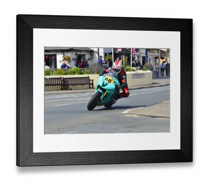 Framed Print : Jamie Edwards (Yamaha) 2014 Senior Manx Grand Prix Framed Print : Jamie Edwards (Yamaha) 2014 Senior Manx Grand Prix
