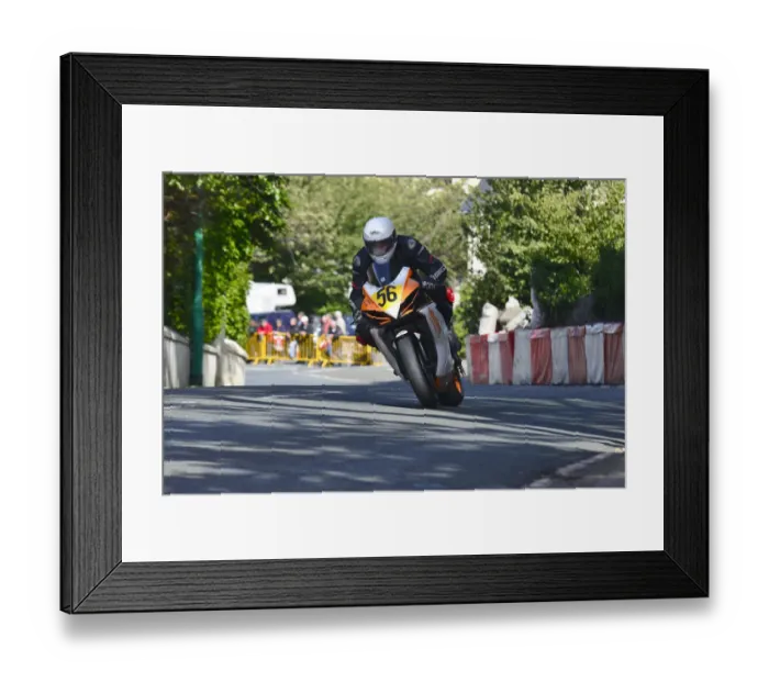 Framed Print : Paul Gartland (Suzuki) 2014 Senior Manx Grand Prix Framed Print : Paul Gartland (Suzuki) 2014 Senior Manx Grand Prix