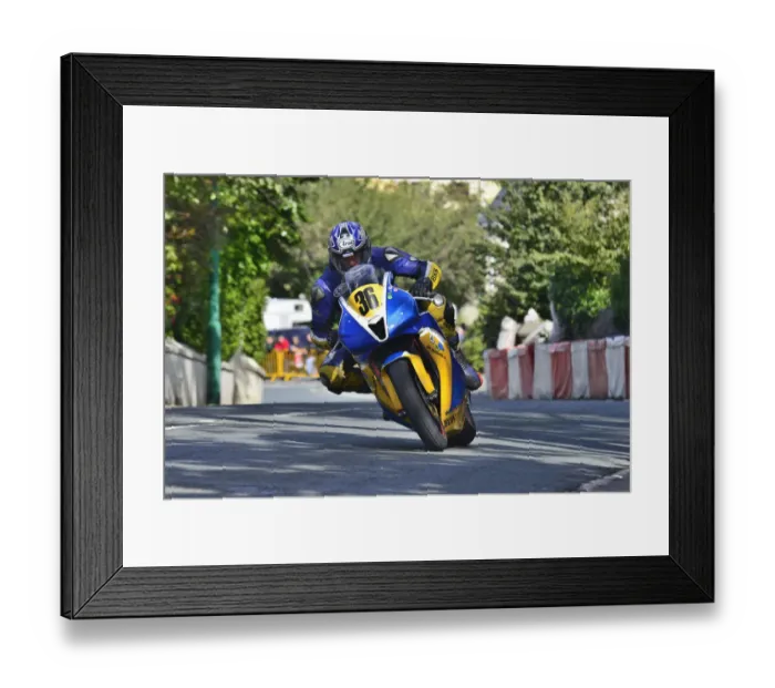 Framed Print : Andy Lovett (Honda) 2014 Senior Manx Grand Prix Framed Print : Andy Lovett (Honda) 2014 Senior Manx Grand Prix