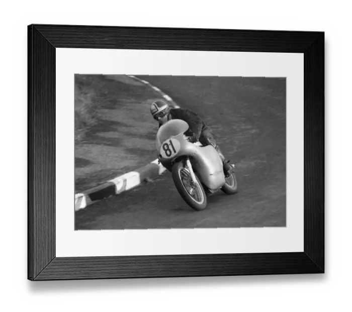 Framed Print : Brian Park (Norton) 1962 Senior Manx Grand Prix
