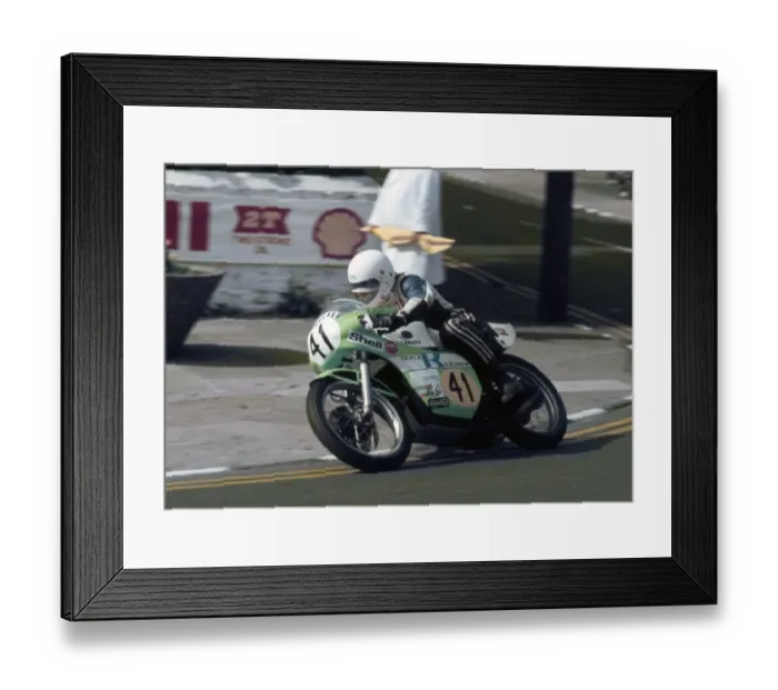 Framed Print : Jim Heath (Yamaha) 1977 Senior Manx Grand Prix