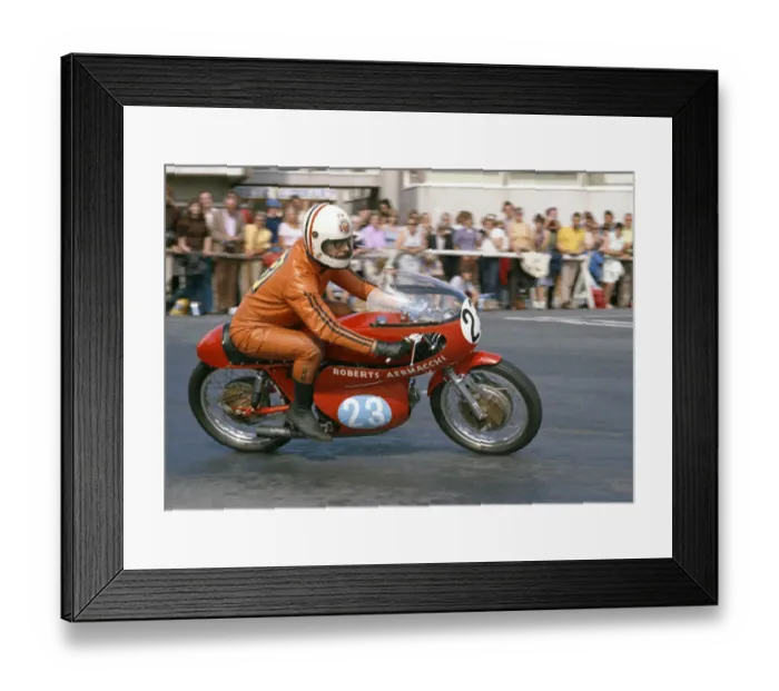 Framed Print : Phil Winter (Roberts Aermacchi) 1975 Junior Manx Grand Prix Framed Print : Phil Winter (Roberts Aermacchi) 1975 Junior Manx Grand Prix