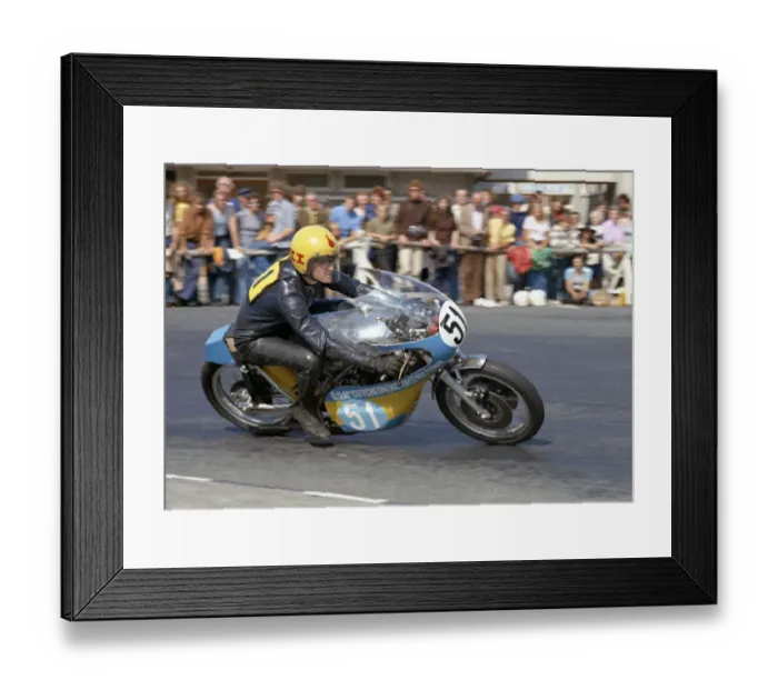 Framed Print : Gary Thomas (Aermacchi) 1975 Junior Manx Grand Prix Framed Print : Gary Thomas (Aermacchi) 1975 Junior Manx Grand Prix