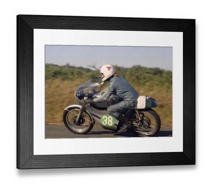 Framed Print : Dickie Watson (Suzuki) 1976 Jurby Road Framed Print : Dickie Watson (Suzuki) 1976 Jurby Road