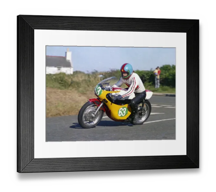 Framed Print : Des Connor (Yamaha) 1976 Jurby Road Framed Print : Des Connor (Yamaha) 1976 Jurby Road