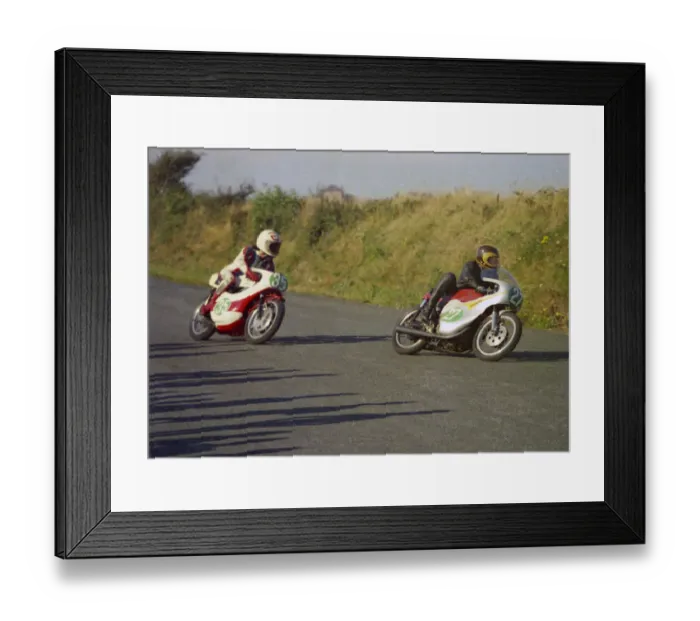 Framed Print : Gary Brain (Yamaha) & John Turner (Honda) 1976 Jurby Road Framed Print : Gary Brain (Yamaha) & John Turner (Honda) 1976 Jurby Road