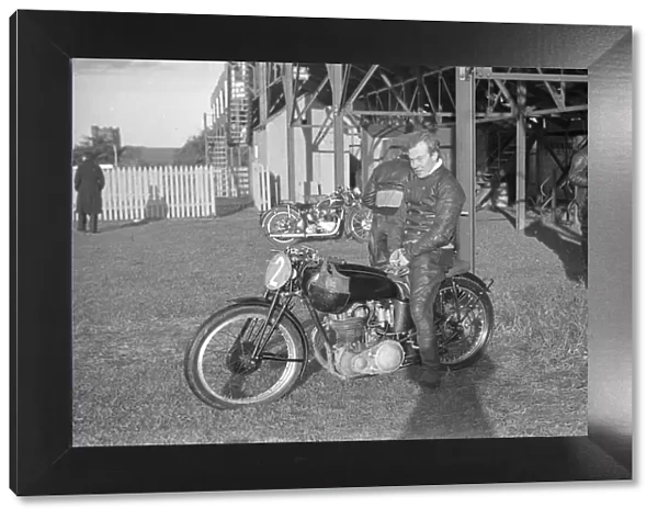 Charlie Manders (Excelsior) 1938 Lightweight TT