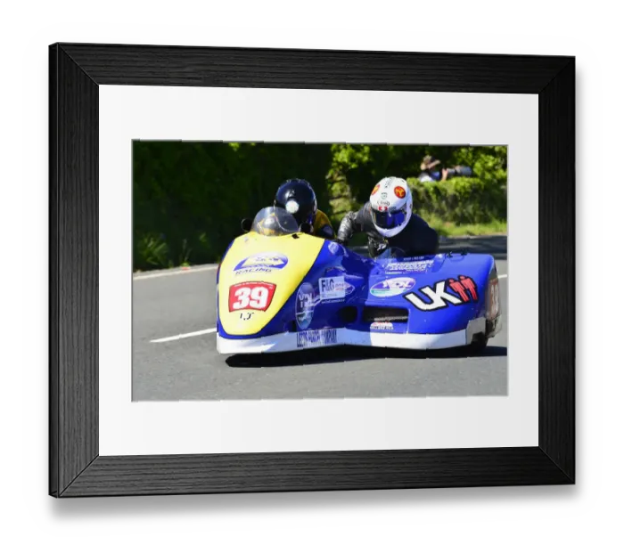 Framed Print : David Hirst & Dickie Gale (BHR Honda) 2015 Sidecar TT Framed Print : David Hirst & Dickie Gale (BHR Honda) 2015 Sidecar TT