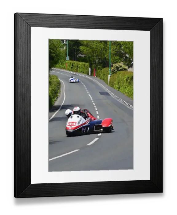 Framed Print : Mike Roscher & Manuel Hirsch (LCR Suzuki) 2015 Sidecar TT Framed Print : Mike Roscher & Manuel Hirsch (LCR Suzuki) 2015 Sidecar TT