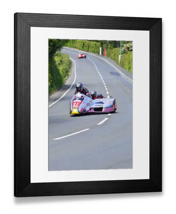 Framed Print : Peter Alton & Keith Brotherton (Baker OTC Yamaha) 2015 Sidecar TT Framed Print : Peter Alton & Keith Brotherton (Baker OTC Yamaha) 2015 Sidecar TT