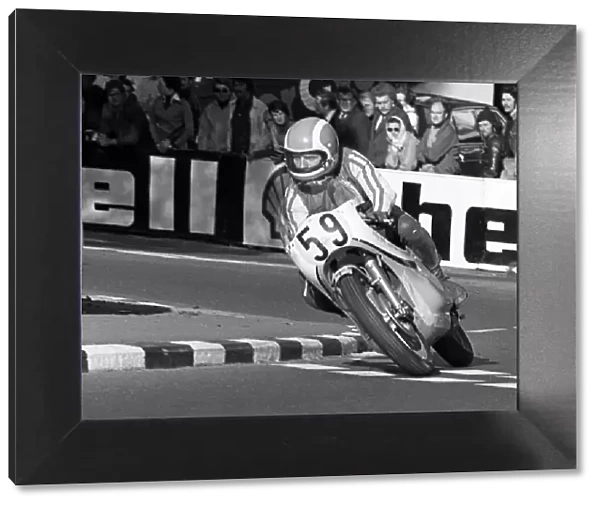 Jim Scott (Anderson Yamaha) 1976 Senior TT