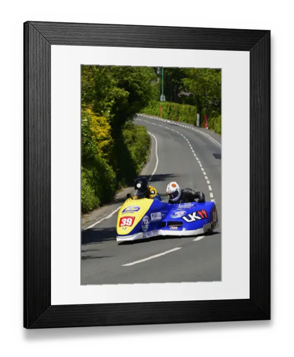 Framed Print : David Hurst & Dickie Gale (BHR Honda) 2015 Sidecar TT Framed Print : David Hurst & Dickie Gale (BHR Honda) 2015 Sidecar TT