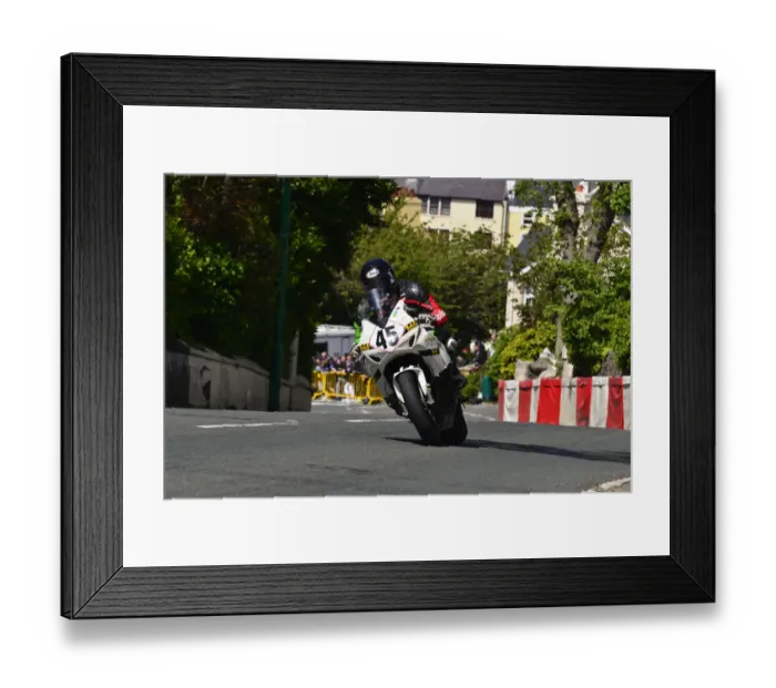 Framed Print : James Coward (Honda) 2015 Superbike TT Framed Print : James Coward (Honda) 2015 Superbike TT