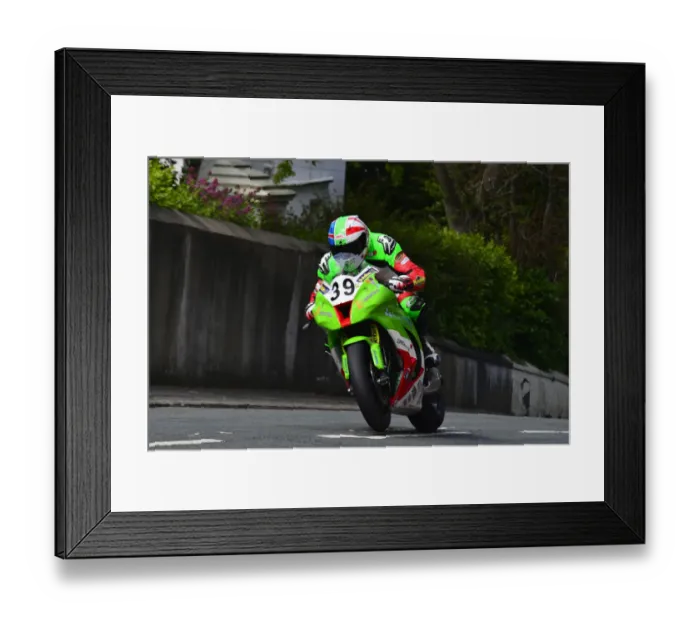 Framed Print : Dan Hegarty (Kawasaki) 2015 Superbike TT Framed Print : Dan Hegarty (Kawasaki) 2015 Superbike TT