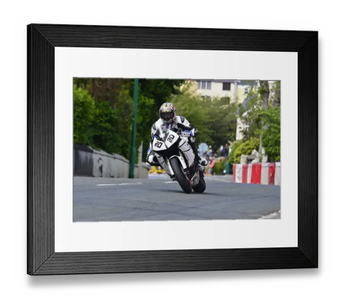 Framed Print : Steve Mercer (Honda) 2015 Superbike TT Framed Print : Steve Mercer (Honda) 2015 Superbike TT