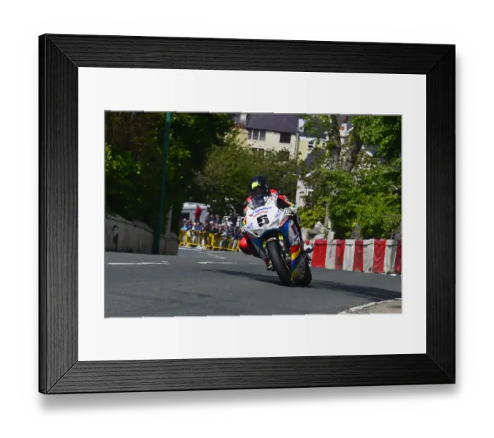 Framed Print : Bruce Anstey (Padgett Honda) 2015 Superbike TT Framed Print : Bruce Anstey (Padgett Honda) 2015 Superbike TT