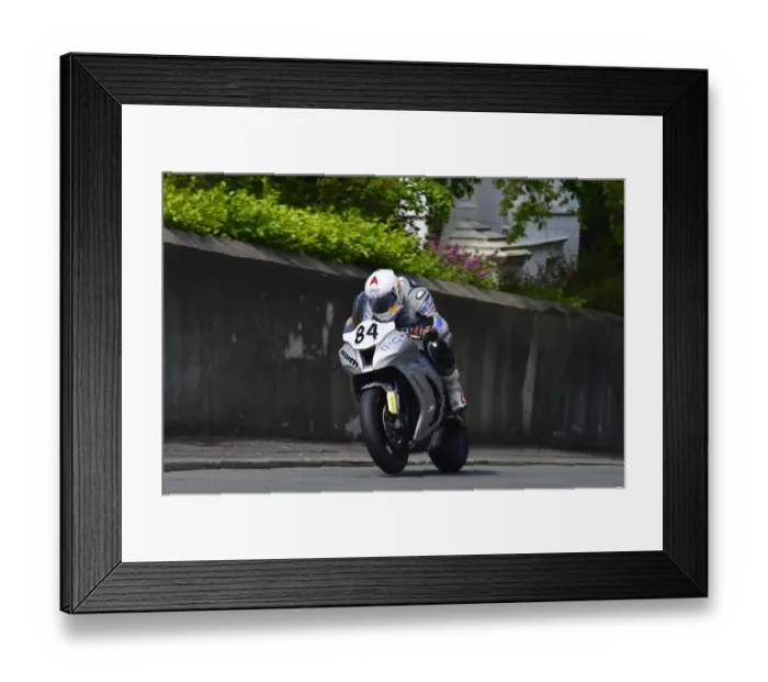 Framed Print : Mark Goodings (Kawasaki) 2015 Superbike TT Framed Print : Mark Goodings (Kawasaki) 2015 Superbike TT