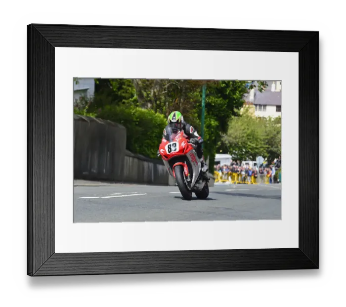Framed Print : Derek McGhee (Honda) 2015 Superbike TT Framed Print : Derek McGhee (Honda) 2015 Superbike TT