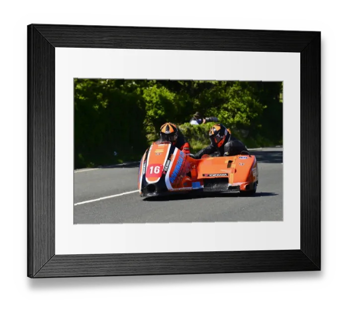 Framed Print : Roy Hanks & Kevin Perry (Molyneux Rose TB) 2015 Sidecar TT Framed Print : Roy Hanks & Kevin Perry (Molyneux Rose TB) 2015 Sidecar TT