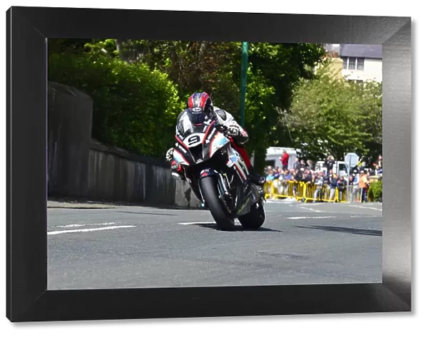 Ian Hutchinson (Kawasaki) 2015 Superbike TT