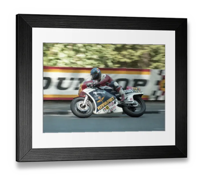 Framed Print : Peter Skold (Honda) 1985 Senior TT Framed Print : Peter Skold (Honda) 1985 Senior TT