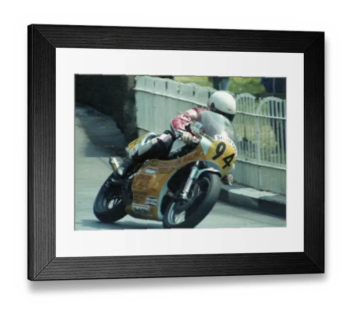 Framed Print : Martin Hall (Yamaha) 1985 Senior TT