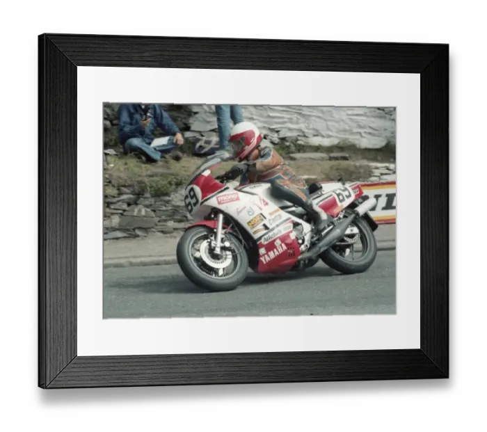 Framed Print : John Crellin (Yamaha) 1985 Production TT