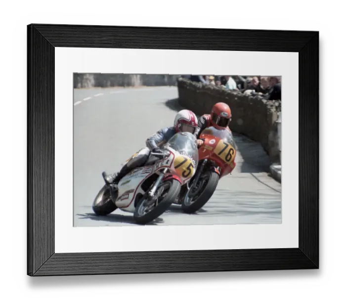 Framed Print : Mick Chatterton (Yamaha) 1985 Senior TT