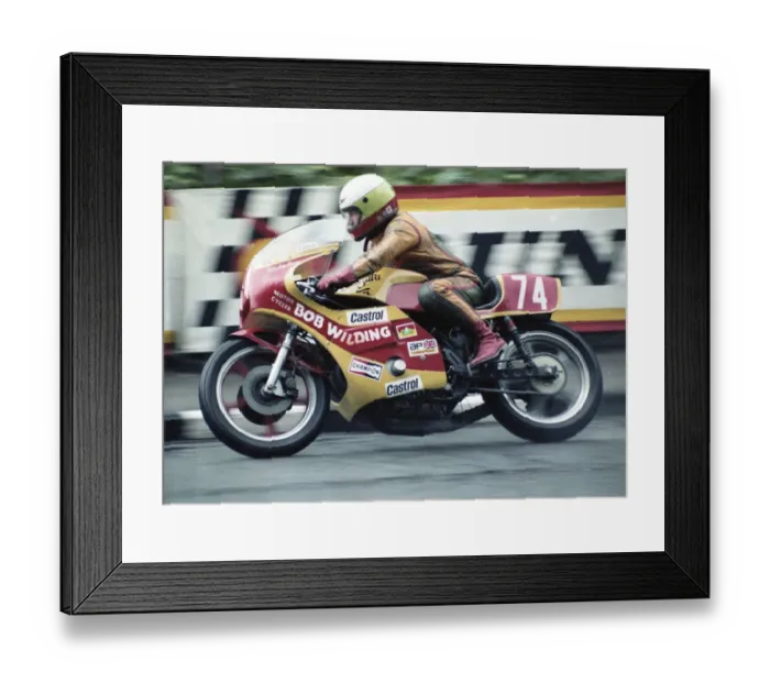 Framed Print : Colin Bevan (Suzuki) 1980 Formula One TT Framed Print : Colin Bevan (Suzuki) 1980 Formula One TT