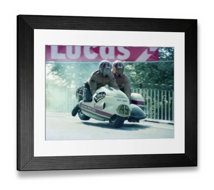 Framed Print : Roy Hanks & Gerald Daniel (Imp) 1976 1000 Sidecar TT Framed Print : Roy Hanks & Gerald Daniel (Imp) 1976 1000 Sidecar TT