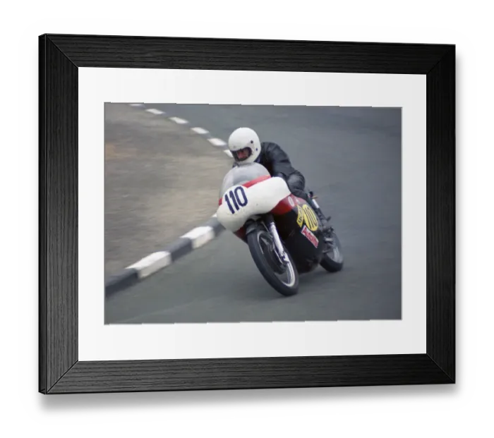 Framed Print : Chris East (Matchless) 1974 Senior Manx Grand Prix Framed Print : Chris East (Matchless) 1974 Senior Manx Grand Prix