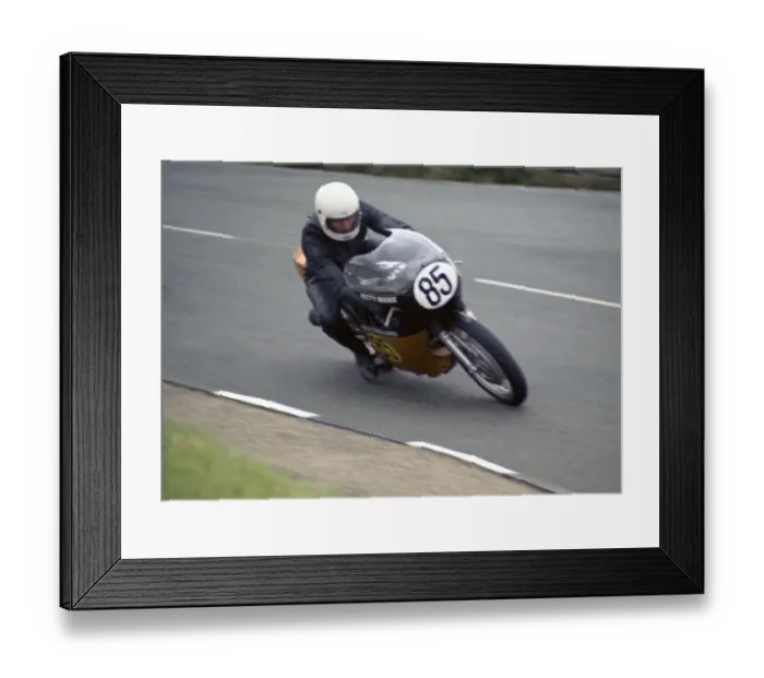 Framed Print : Will Collard (Petty Manx) 1974 Senior Manx Grand Prix Framed Print : Will Collard (Petty Manx) 1974 Senior Manx Grand Prix