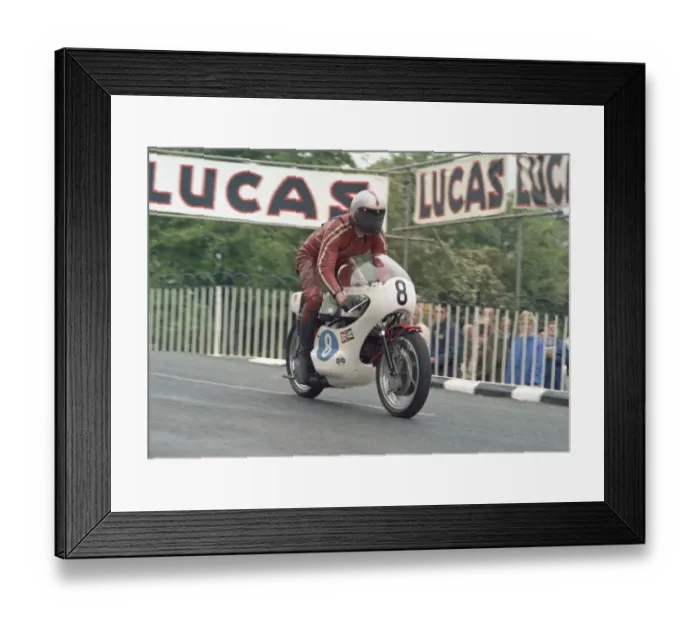 Framed Print : Dave Browning (Yamaha) 1971 Junior TT Framed Print : Dave Browning (Yamaha) 1971 Junior TT