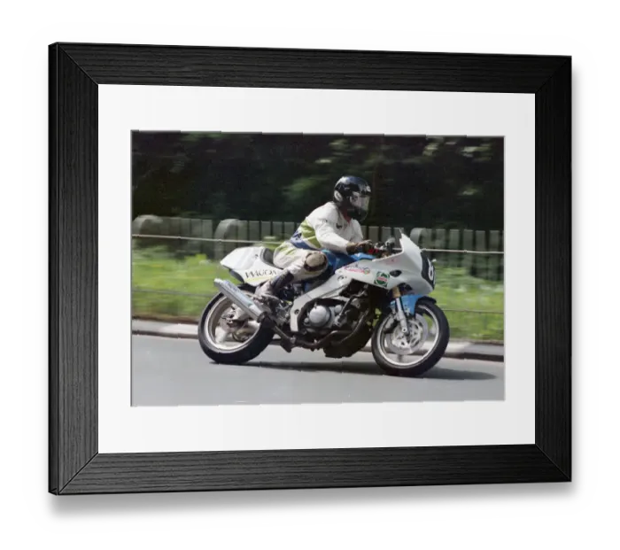 Framed Print : Robert J Price (Yamaha) 1999 Singles TT Framed Print : Robert J Price (Yamaha) 1999 Singles TT