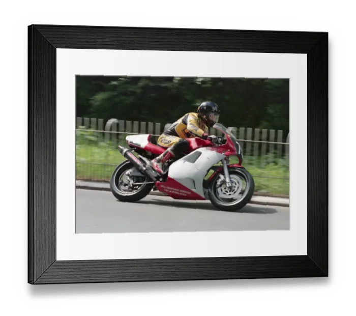 Framed Print : Gary Dawson (Honda) 1999 Singles TT Framed Print : Gary Dawson (Honda) 1999 Singles TT