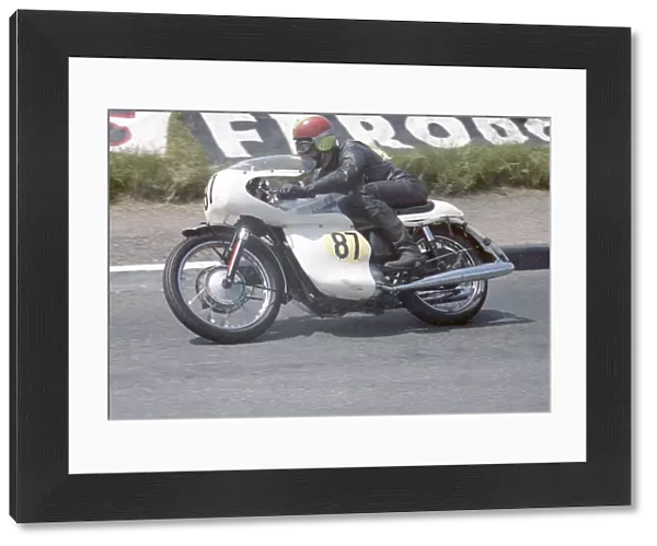Ray Knight (Triumph) 1967 Senior TT