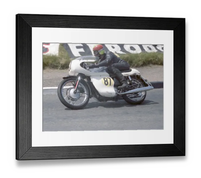 Framed Print : Ray Knight (Triumph) 1967 Senior TT Framed Print : Ray Knight (Triumph) 1967 Senior TT