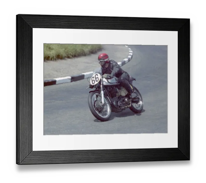 Framed Print : Godfrey Benson (Norton) 1967 Senior TT Framed Print : Godfrey Benson (Norton) 1967 Senior TT