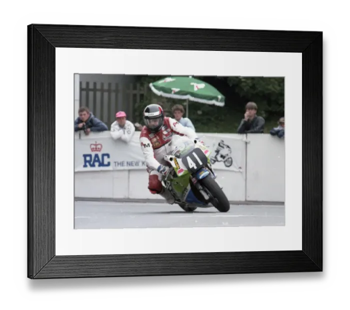 Framed Print : Allan Warner (Kawasaki) 1992 Supersport 400 TT Framed Print : Allan Warner (Kawasaki) 1992 Supersport 400 TT