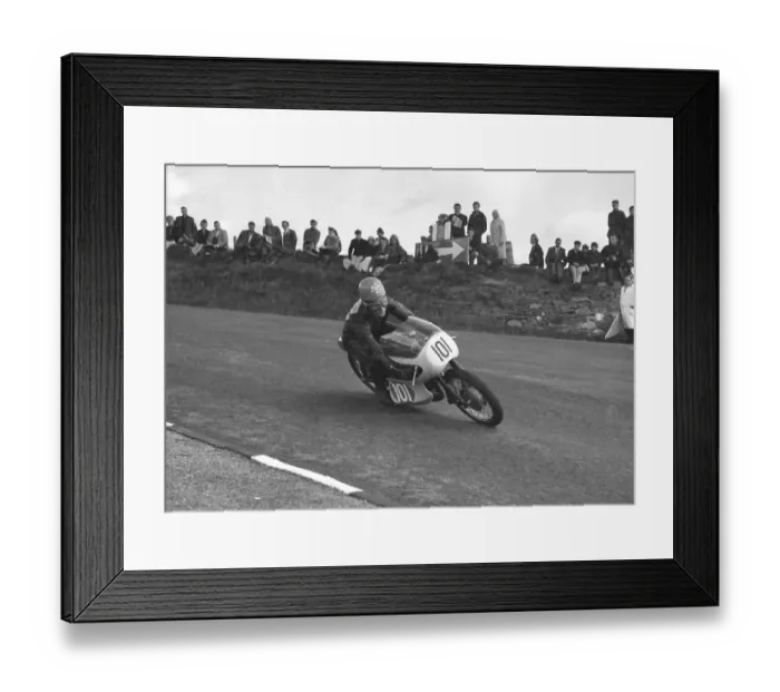 Framed Print : Neil Kelly (Royal Enfield) 1965 Lightweight Manx Grand Prix Framed Print : Neil Kelly (Royal Enfield) 1965 Lightweight Manx Grand Prix