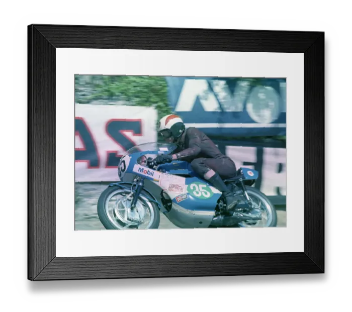 Framed Print : Bob Sheeran (Yamaha) 1973 Lightweight TT Framed Print : Bob Sheeran (Yamaha) 1973 Lightweight TT
